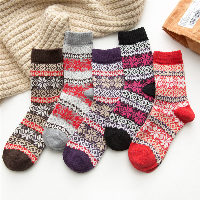 5 Pairs of Snow Star Anise Patterned Stockings