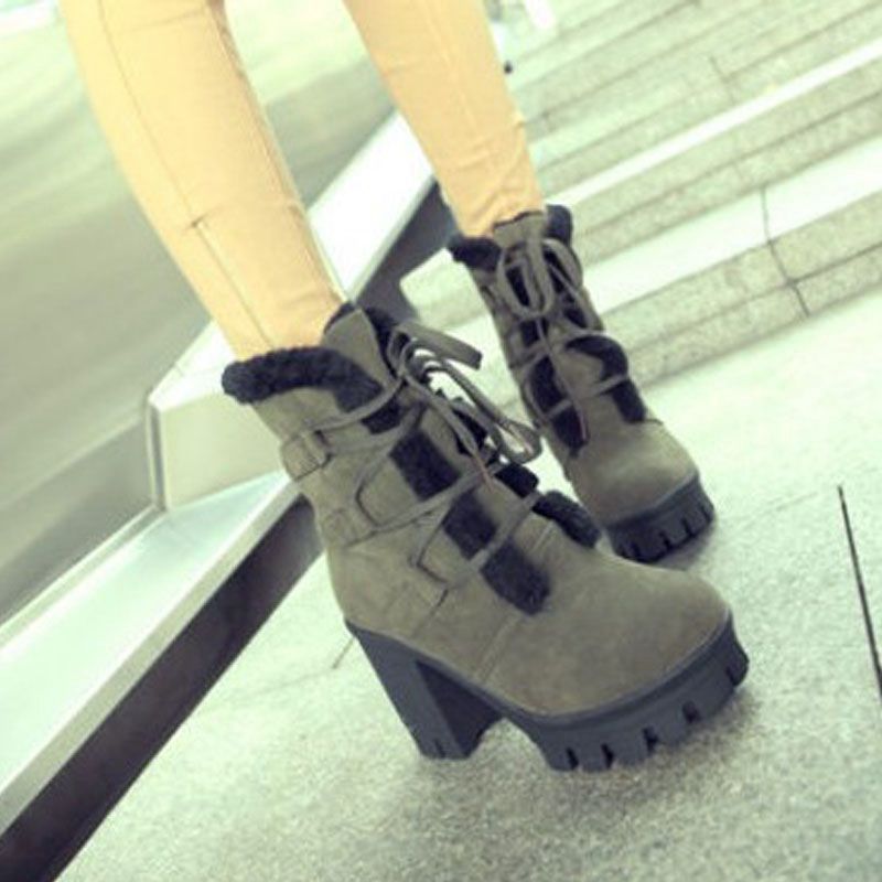 Wish Women's Thick Sole Waterproof Martin Boots