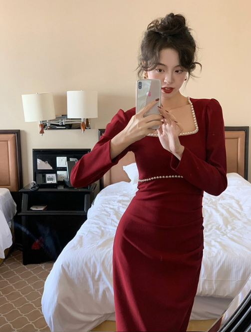 Square-neck Cinched Fishtail Long Sleeve Dress