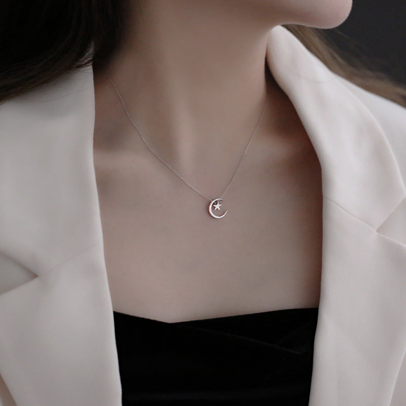 Simple Zircon Moon Necklace for Women’s Anniversary Gift