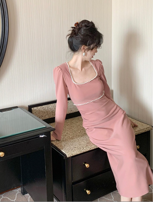 Square-neck Cinched Fishtail Long Sleeve Dress